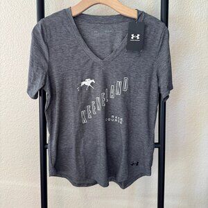NWT Under Armour Keeneland Race‎ Track V-Neck T-Shirt Size Medium